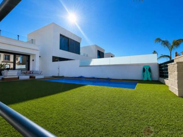 Chalet Venta El Campello, La Almadraba Coveta Fumà Amerador