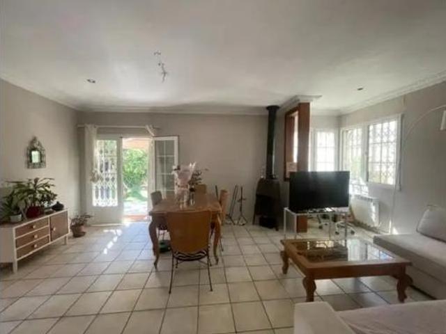 Chalet Venta El Campello, Platja Muchavista