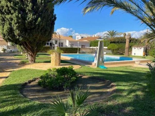 Chalet Venta El Campello, Platja Muchavista