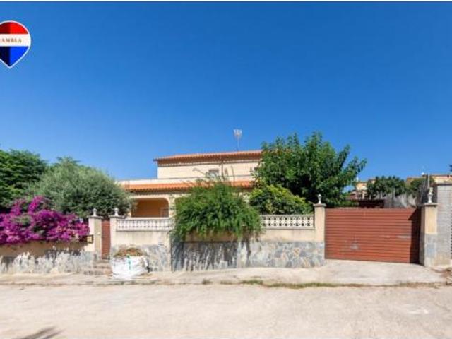Chalet Venta El Vendrell, El Vendrell