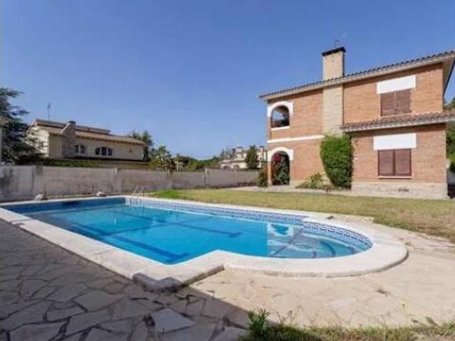 Chalet Venta El Vendrell, Els Masos