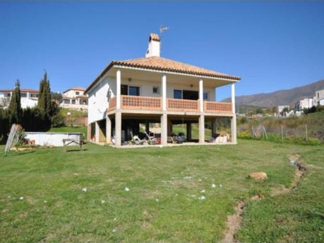 Chalet Venta Estepona, Centro