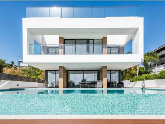 Chalet Venta Estepona, Centro