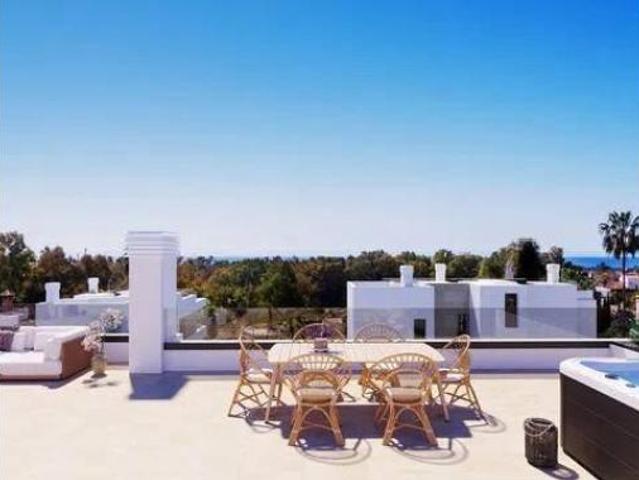 Chalet Venta Estepona, El Paraíso Atalaya Benamara