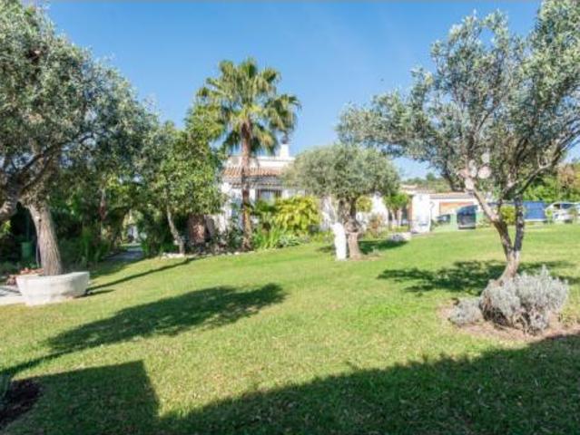 Chalet Venta Estepona, Selwo