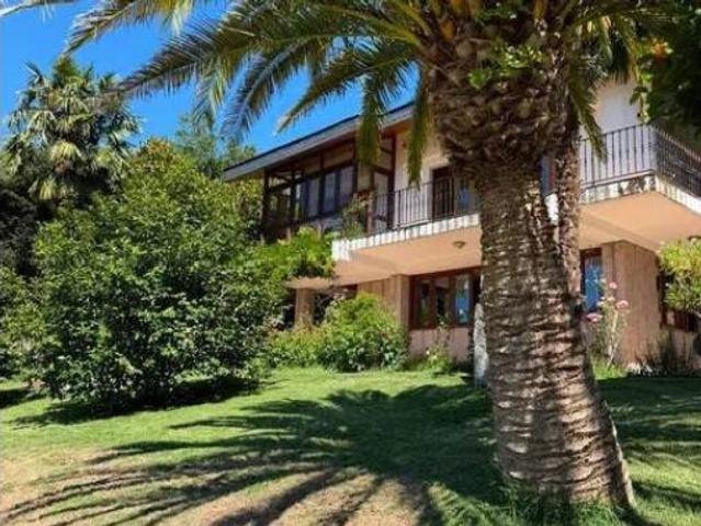 Chalet Venta Esgos, Esgos Capital
