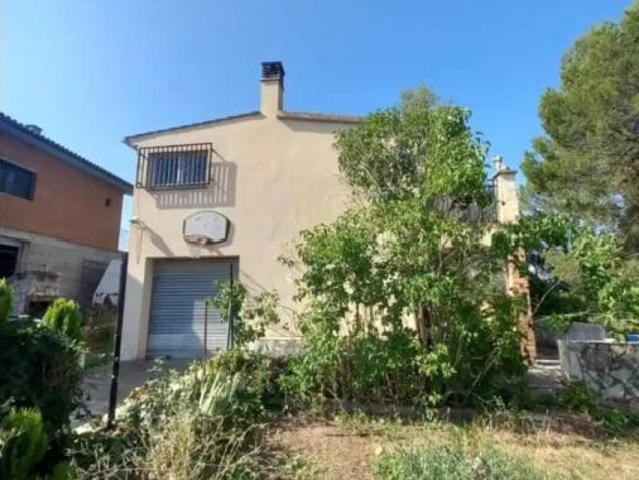 Chalet Venta Fonollosa, Fals