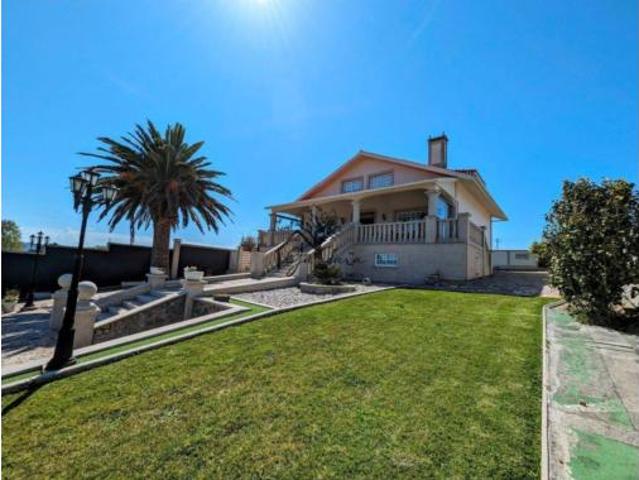 Chalet Venta Ferrol, Parroquias