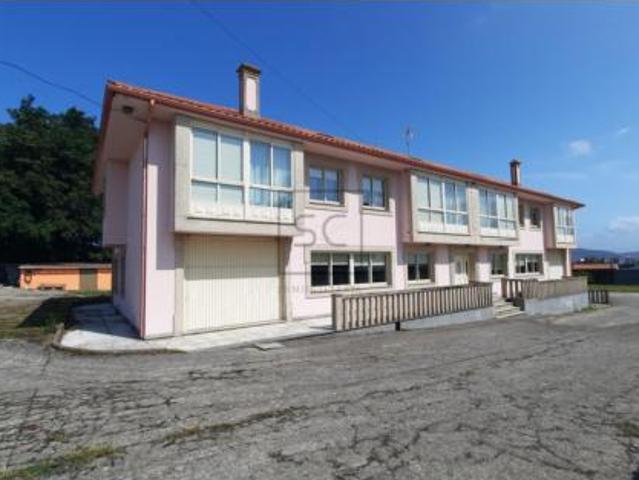 Chalet Venta Ferrol, Parroquias