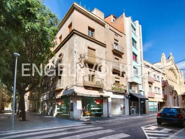 Chalet Venta Figueres, Centre