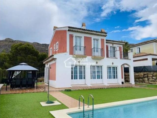 Chalet Venta Finestrat, Urbanización Golf Bahía