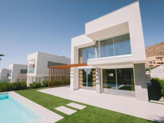Chalet Venta Finestrat, Urbanización Golf Bahía