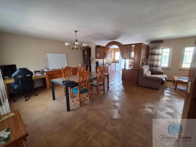 Chalet Venta Fuengirola, Pueblo López