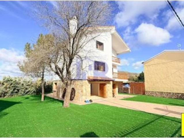 Chalet Venta Fuentes, Fuentes