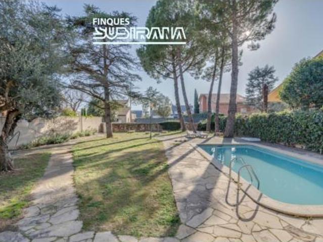 Chalet Venta Igualada, Ponent