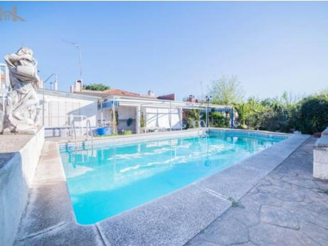 Chalet Venta Illescas, Zona de la Estación Cruz Roja