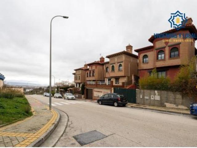 Chalet Venta Jun, Jun