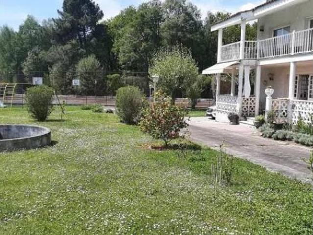 Chalet Venta O Pereiro de Aguiar, Cortiñas Pereiro de Aguiar