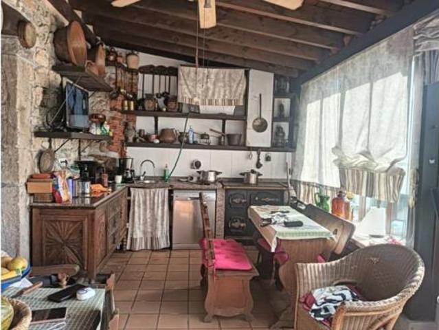 Chalet Venta Onís, Avín
