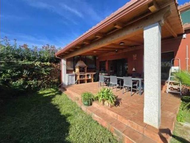 Chalet Venta Oleiros, Dexo Lorbé