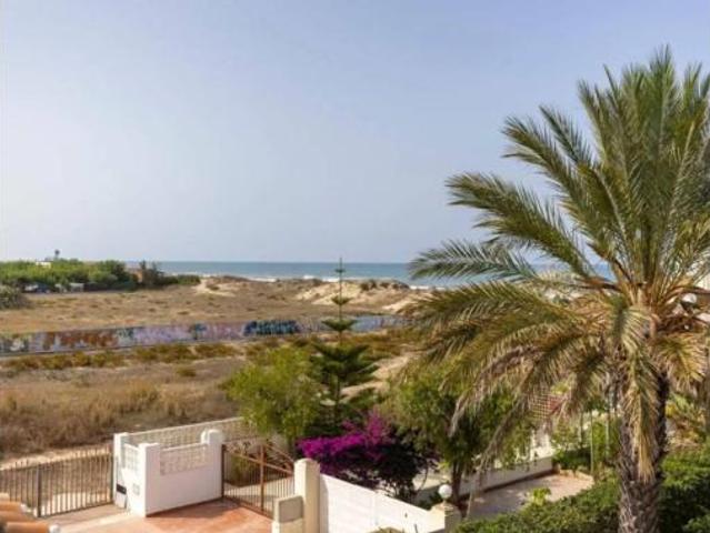 Chalet Venta Oliva, Oliva