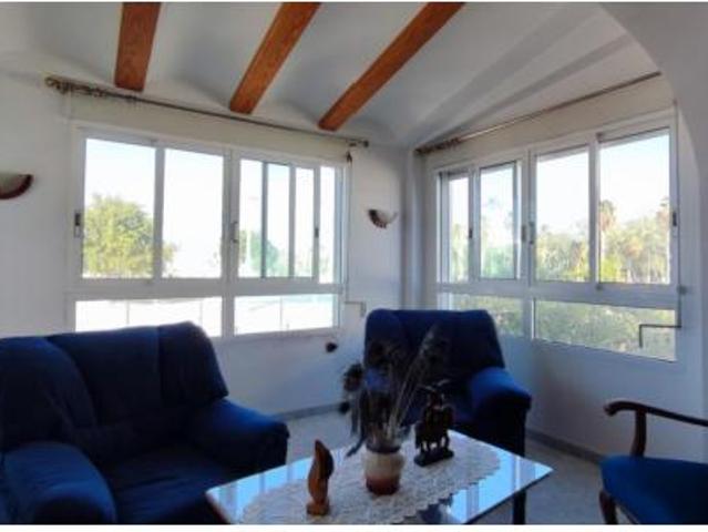Chalet Venta Oliva, Nucli Urbà
