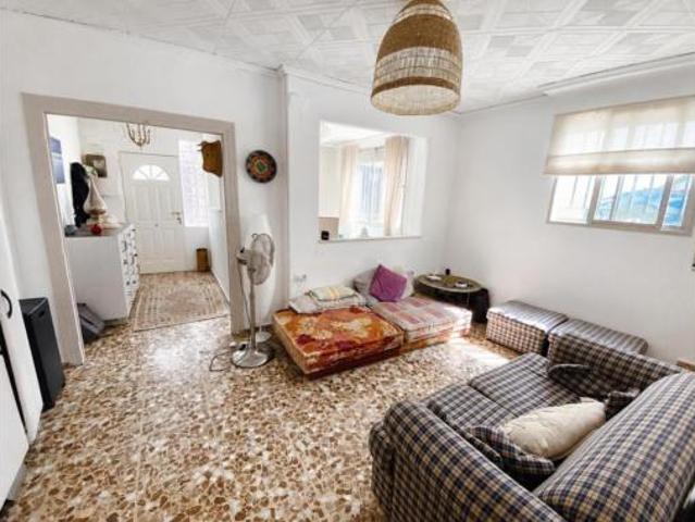Chalet Venta Oliva, Nucli Urbà