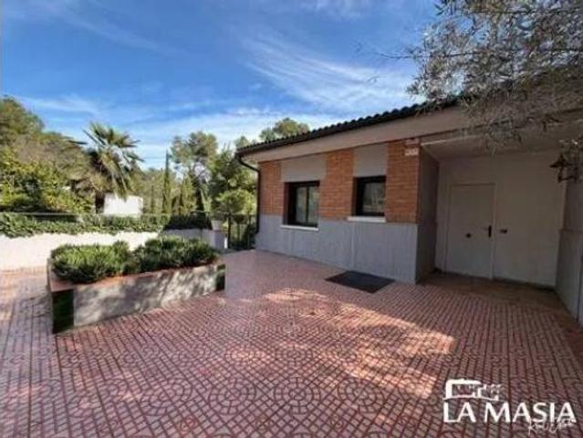 Chalet Venta Olivella, Olivella