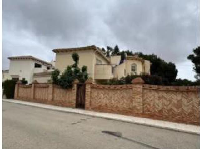 Chalet Venta Orihuela, Las Filipinas Villamartín Canal Norte