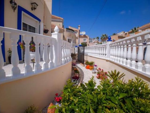 Chalet Venta Orihuela, Las Filipinas Villamartín Canal Norte