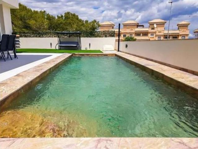 Chalet Venta Orihuela, Las Filipinas Villamartín Canal Norte
