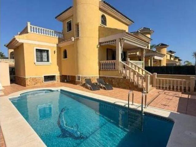 Chalet Venta Orihuela, Las Filipinas Villamartín Canal Norte