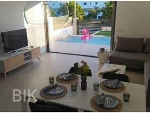 Chalet Venta Orihuela, Las Filipinas Villamartín Canal Norte