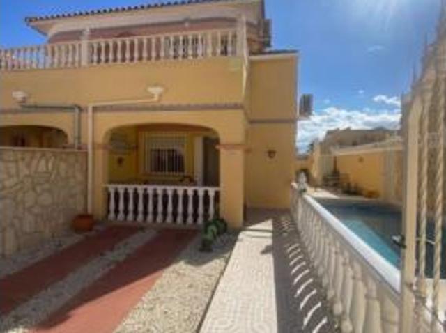 Chalet Venta Orihuela, Las Filipinas Villamartín Canal Norte
