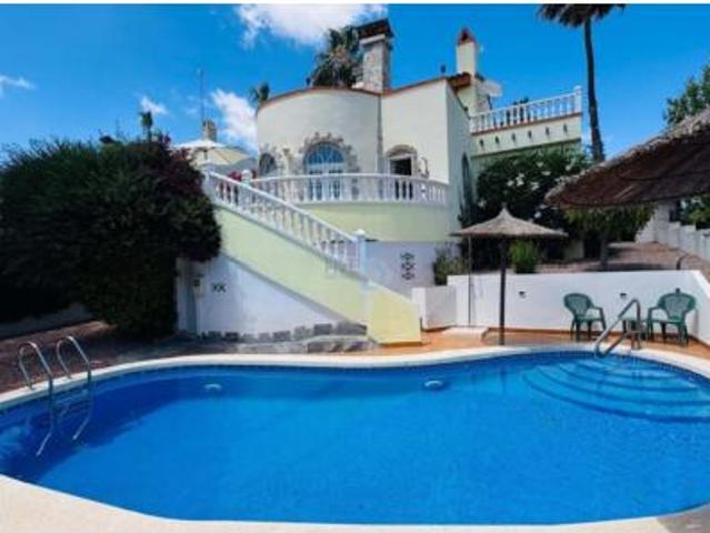 Chalet Venta Orihuela, Las Filipinas Villamartín Canal Norte