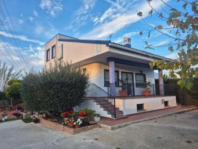 Chalet Venta Orihuela, Núcleo Urbano