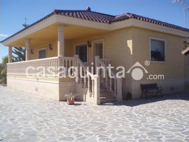 Chalet Venta Orihuela, Núcleo Urbano