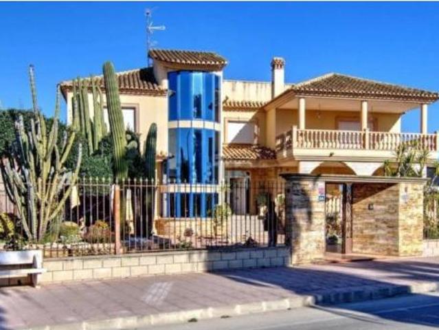 Chalet Venta Orihuela, Núcleo Urbano