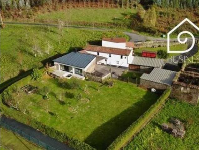 Chalet Venta Oza Cesuras, Barbeito Regueira, A