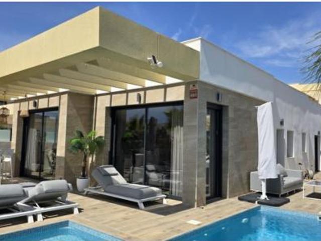 Chalet Venta Los Montesinos, Los Montesinos