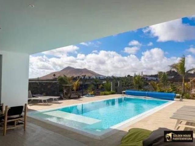 Chalet Venta La Oliva, La Oliva
