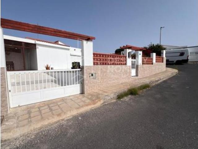 Chalet Venta La Oliva, Parque Holandés
