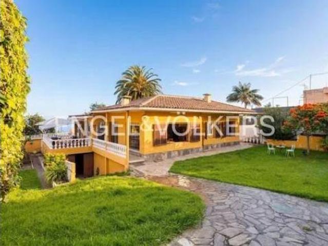 Chalet Venta La Orotava, La Orotava