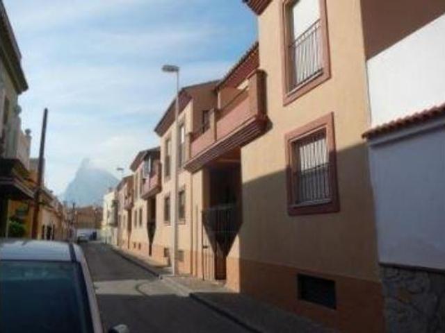 Chalet Venta La Línea de la Concepción, Santa Bárbara Ciudad Deportiva