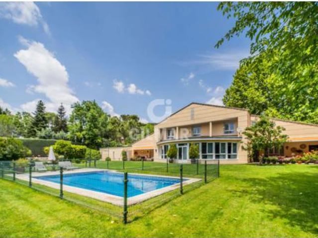 Chalet Venta La Moraleja, Encinar de los Reyes