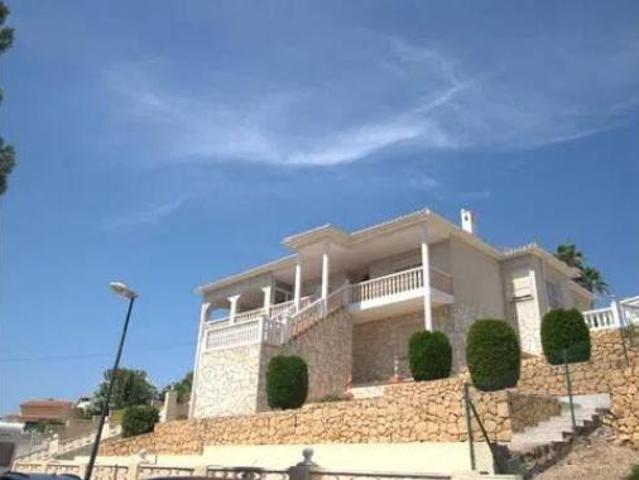 Chalet Venta La Nucia, Coloma