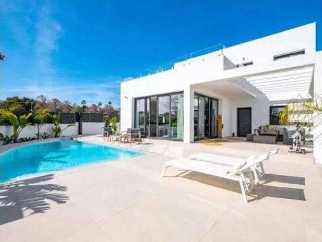 Chalet Venta La Nucia, Barranc Fondo
