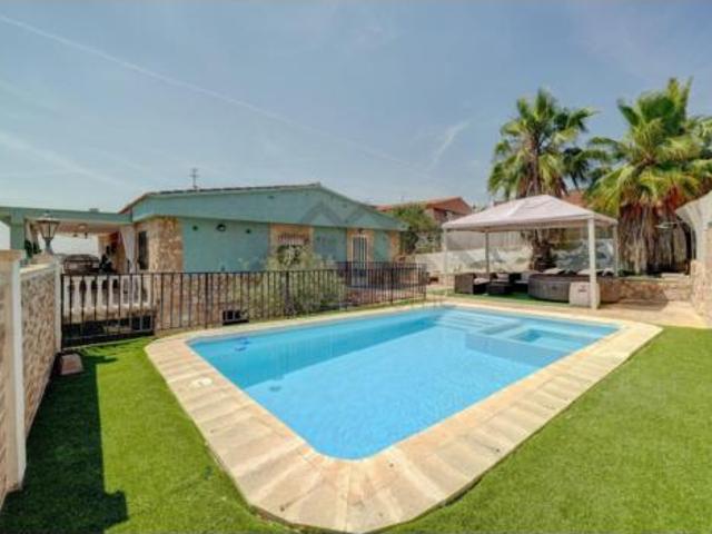 Chalet Venta La Pobla de Vallbona, La Pobla de Vallbona