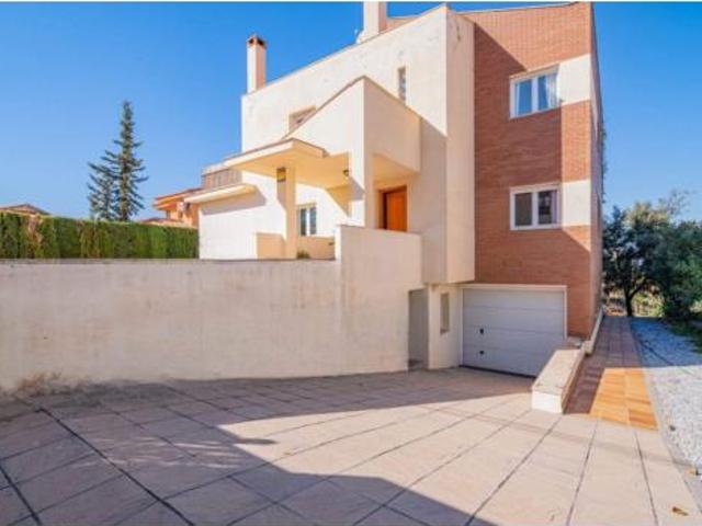 Chalet Venta La Zubia, La Zubia