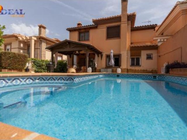 Chalet Venta La Zubia, La Zubia
